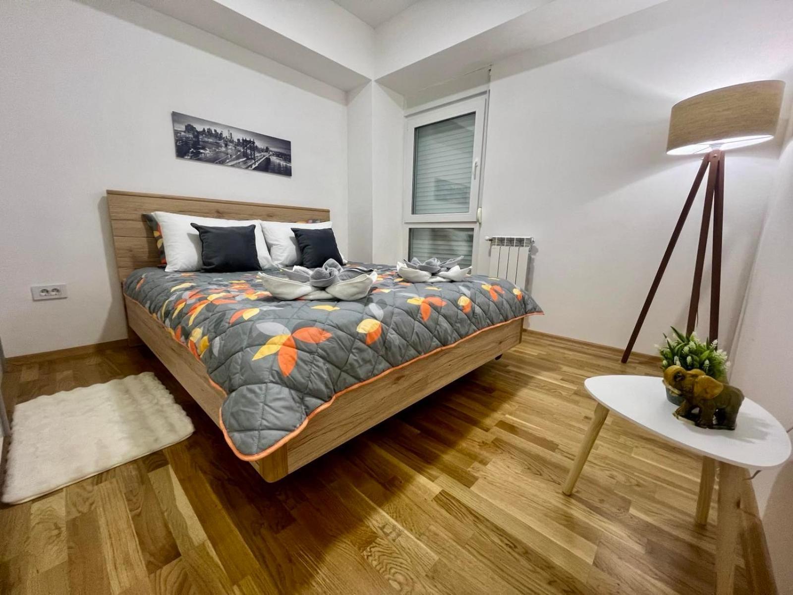 Green Apartment Skopje Bagian luar foto